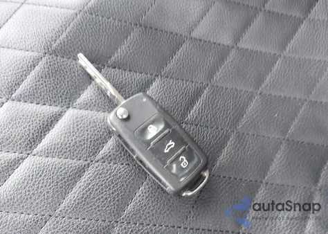 2017 Volkswagen Jetta 1.4T S z USA, uszkodzony, nr VIN 3VW167AJ5HM238192